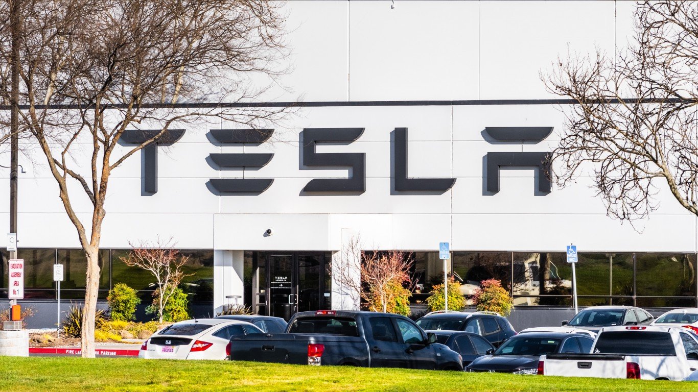 Chinese Car Companies Make Some Tesla-Killing Claims