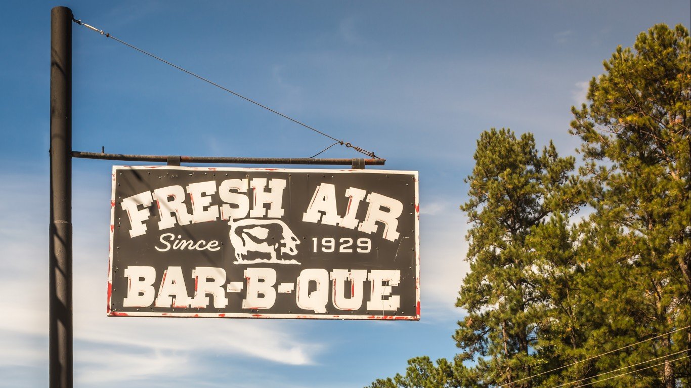 Fresh Air Bar-B-Que - Jackson,... by Lee Coursey