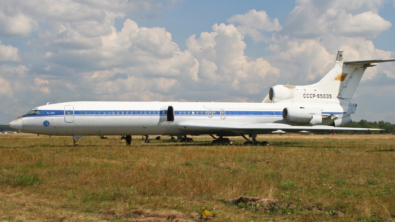 Tupolev Tu-155 (Tu-154) 'CCCP-... by Alan Wilson