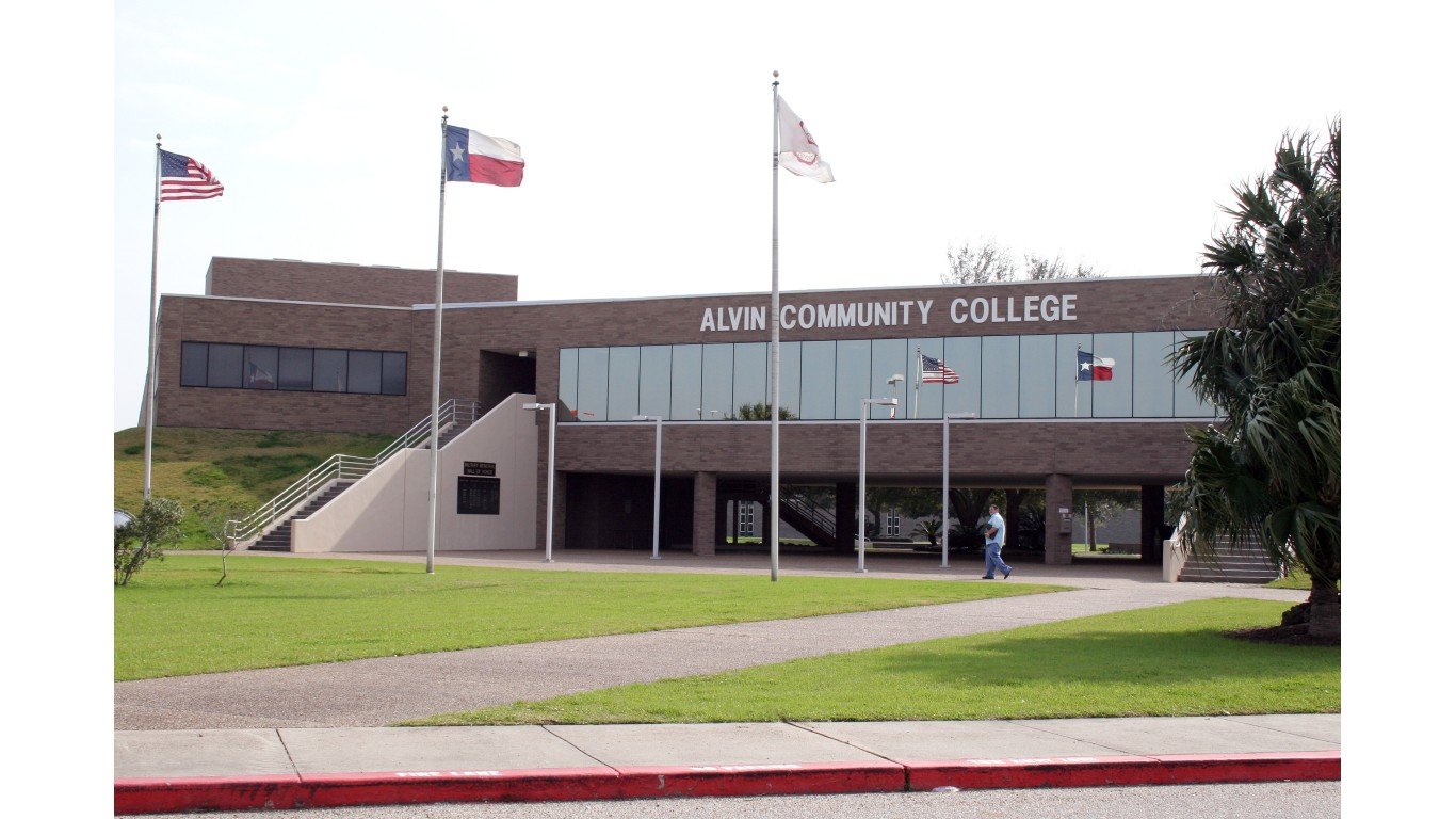 Alvin Community College A Building,Texas by Acc3552