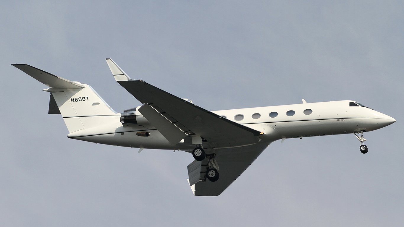 Gulfstream IV-SP (N808T) (8714402602) by FlickreviewR 