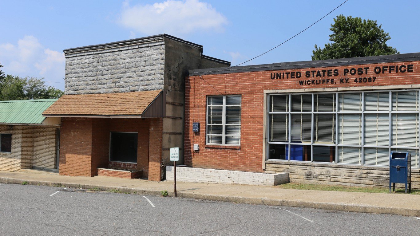 Wickliffe Post Office by Paul Sableman