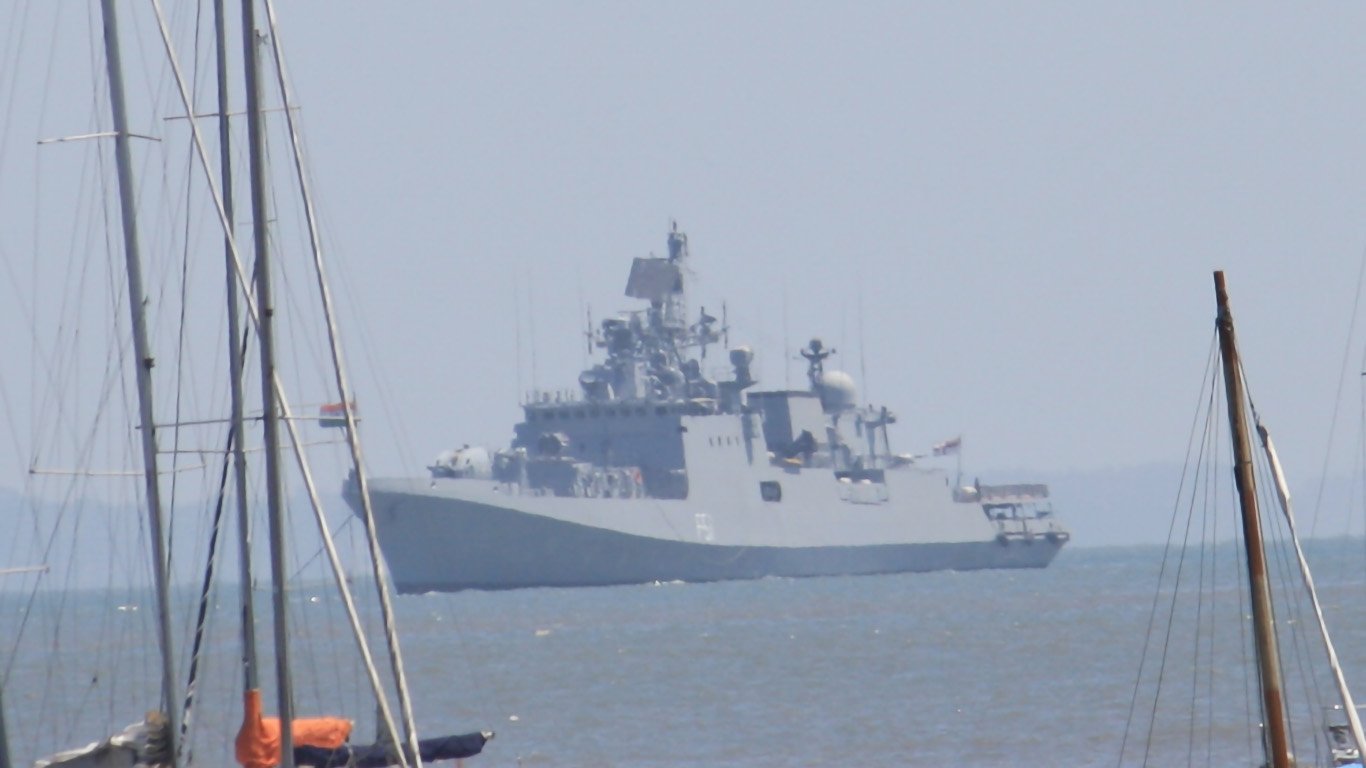 INS Trikand (F51) Talwar-class Multi-role stealth frigate 4,035 tonnes, Indian Navy by Russavia