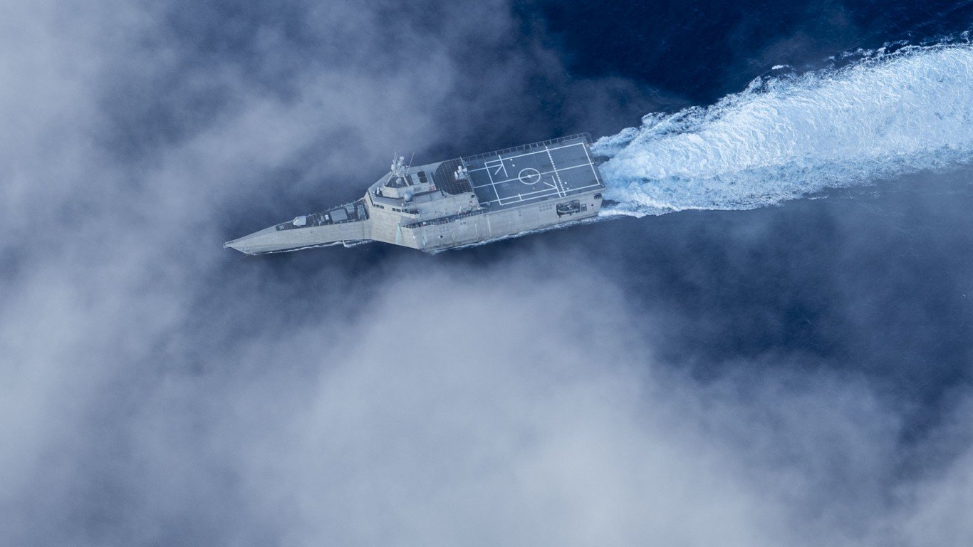 USS Tulsa (LCS 16) conducts ro... by Official U.S. Navy Page