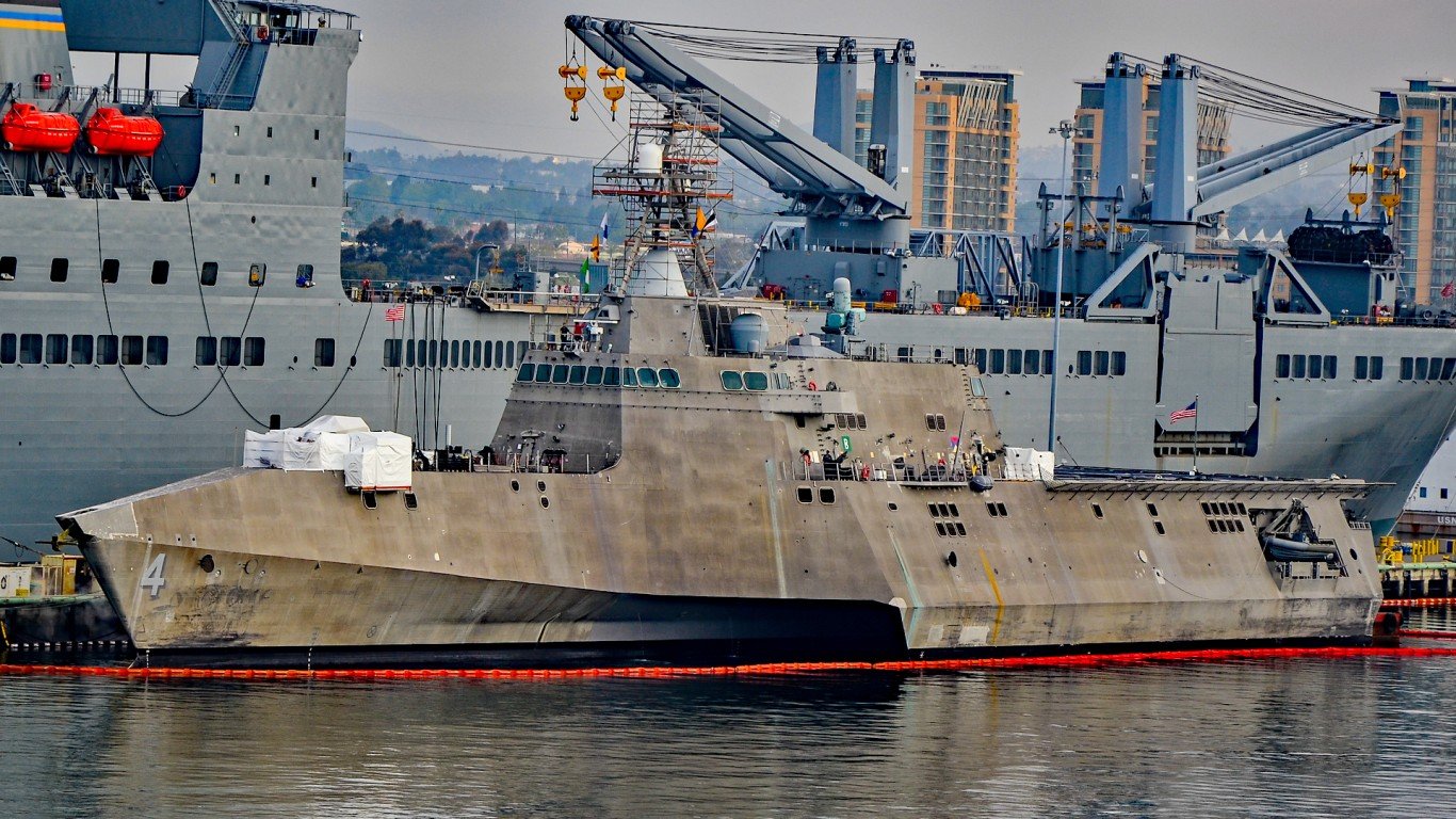 USS Coronado (LCS-4) by TomÃÂ¡s Del Coro
