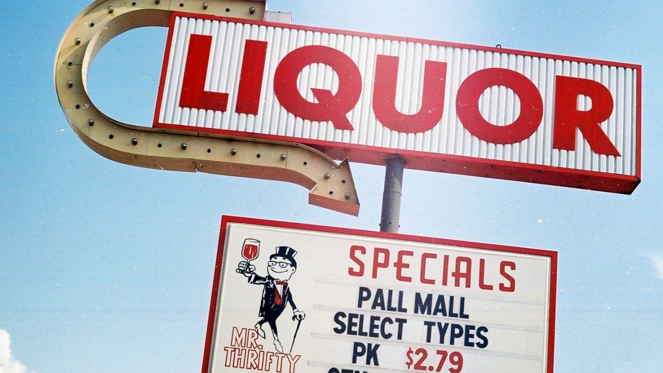 Liquor Specials with Mr. Thrif... by Steve Snodgrass