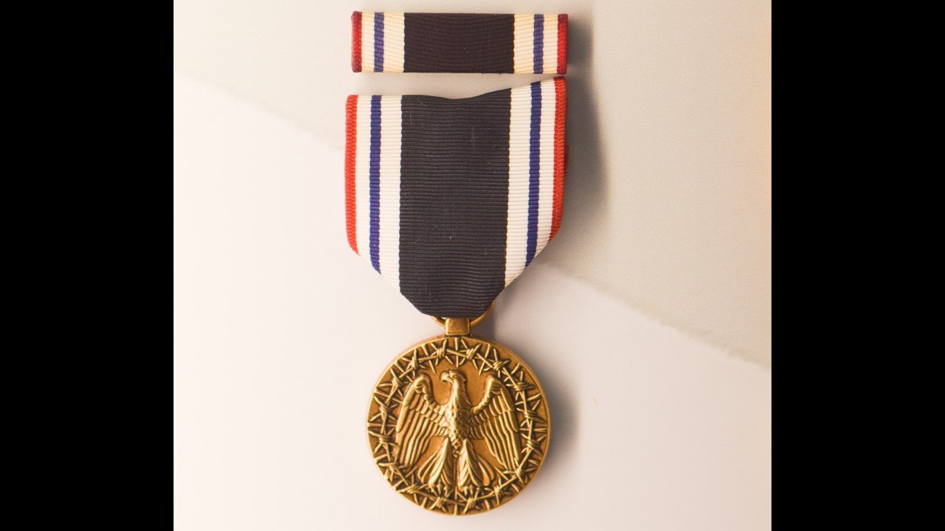 American Prisoner of War medal by Thomas Quine