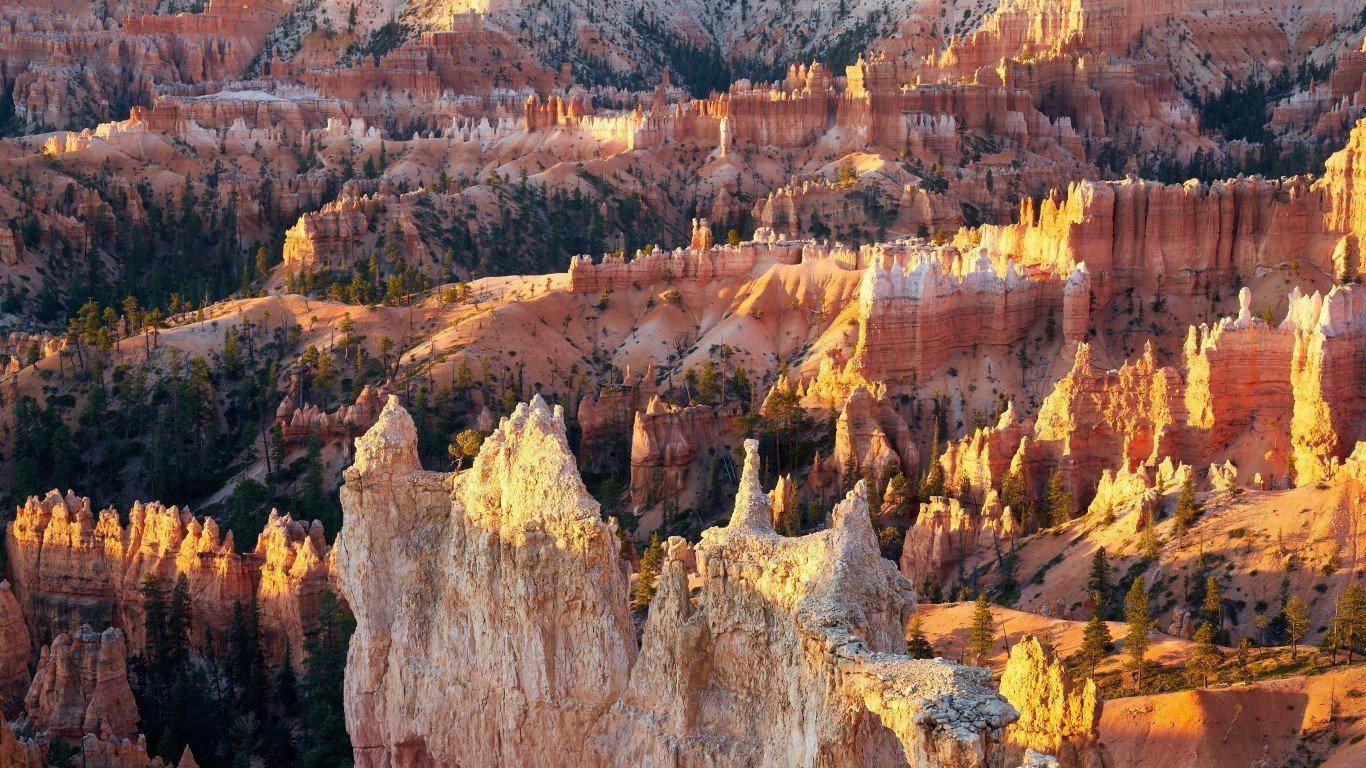 Bryce Canyon, Utah by Pedro Szekely
