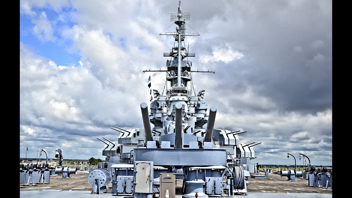 South Dakota-class battleship ... by Tomu00c3u0083u00c2u00a1s Del Coro