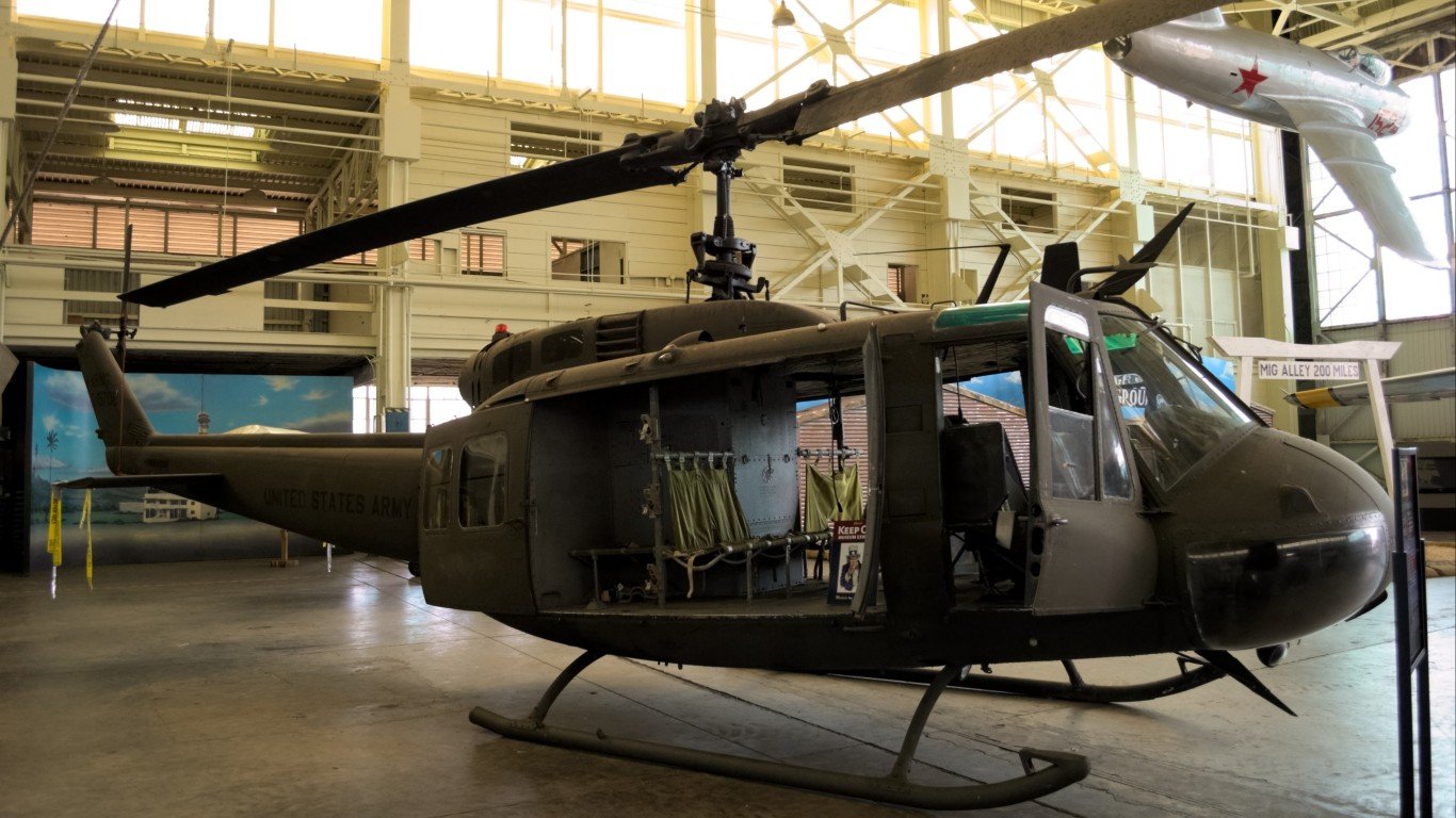 Bell UH-1 Iroquois by Daniel Ramirez