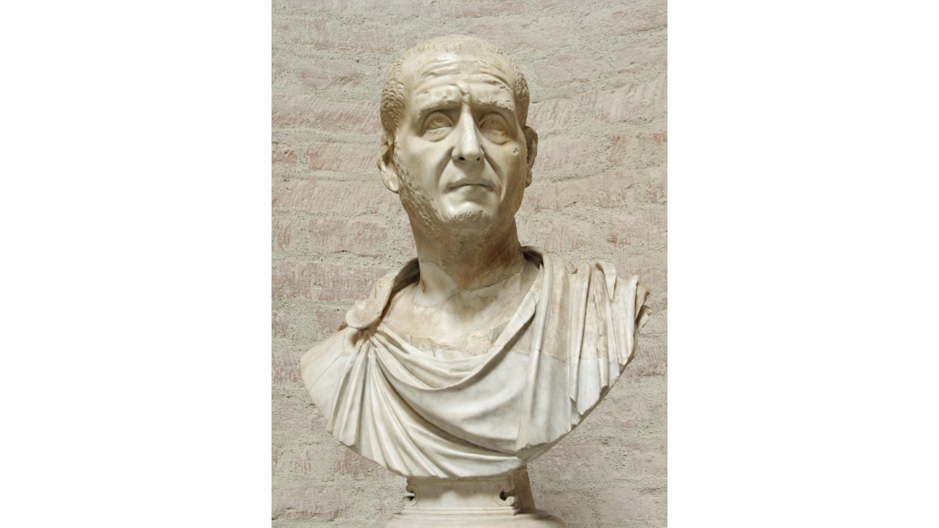 Bust of Decius (loan from Capitoline Museums) - Glyptothek - Munich - Germany 2017 by Josu00e9 Luiz Bernardes Ribeiro