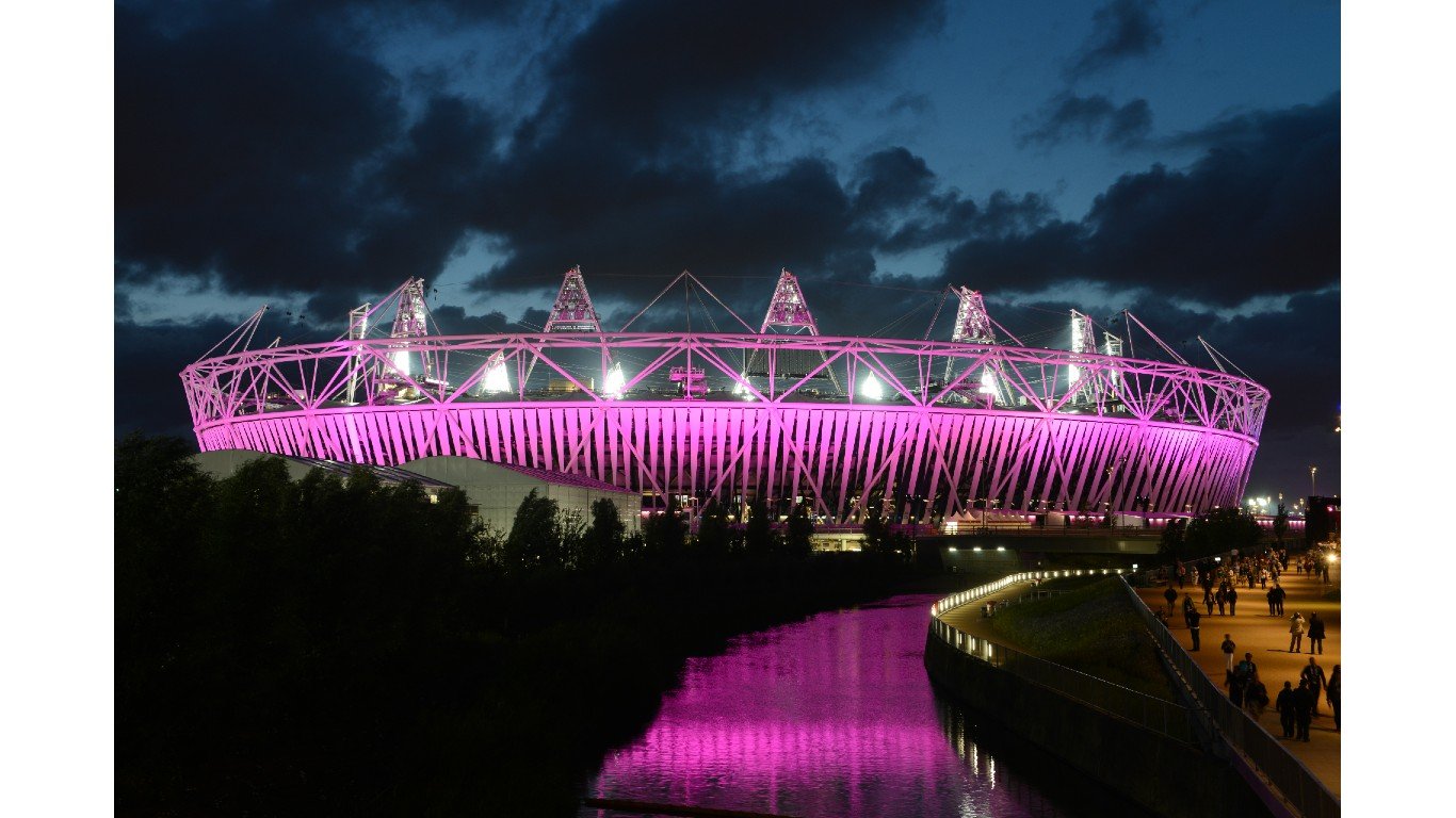 Olympic Stadium (London) illuminated, 3 August 2012 by Gerard McGovern