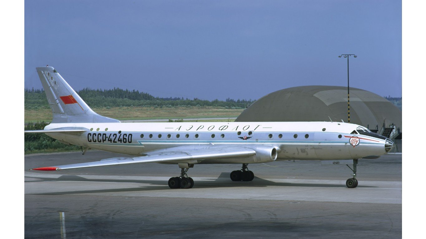 Aeroflot Tupolev Tu-104A at Arlanda, July 1972 by Lars Su00f6derstru00f6m