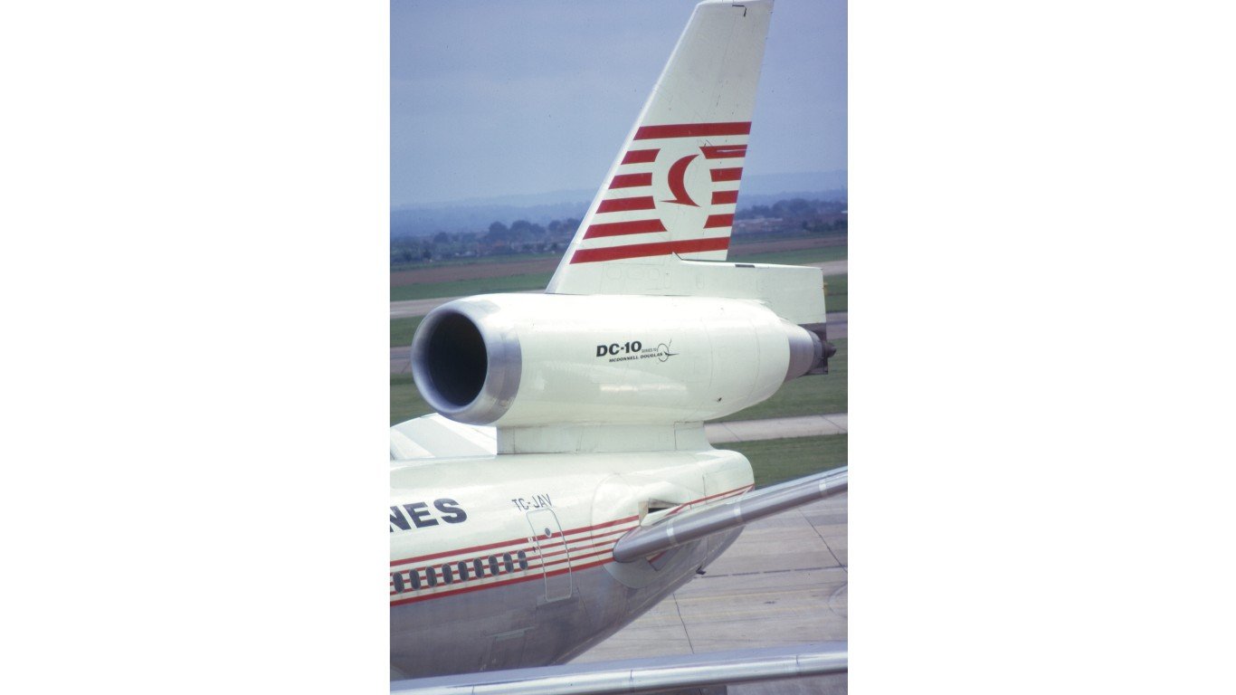 TC-JAV, Turkish DC-10 (6060110163) by clipperarctic