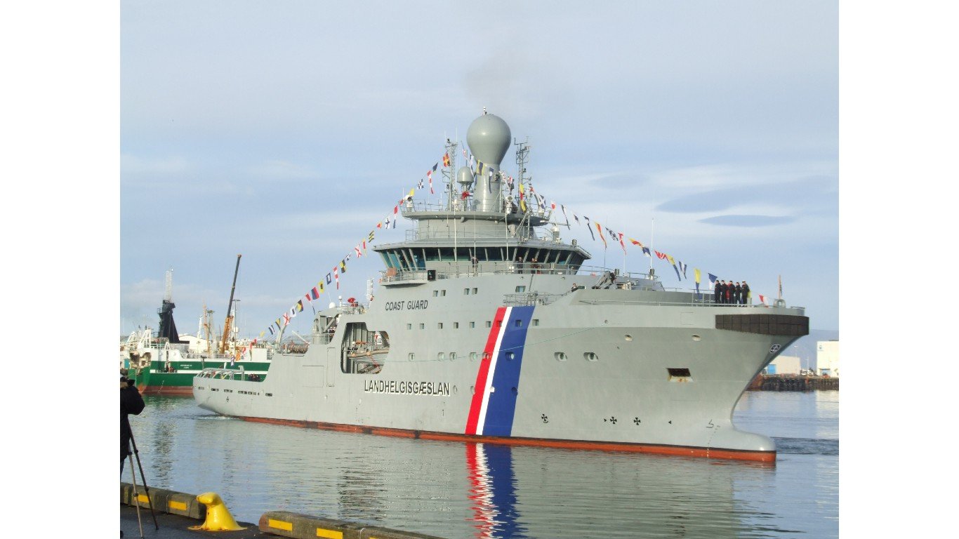 2 Arrival of Thor - Icelandic Coast Guard 2011-10-27 Reykjavik by Claus Ableiter