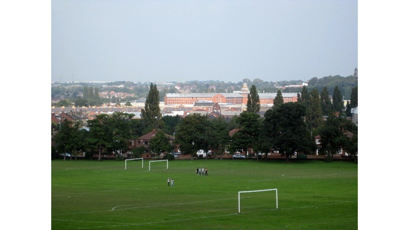 Wakefield skyline - geograph.org.uk - 969212 by Mike Kirby