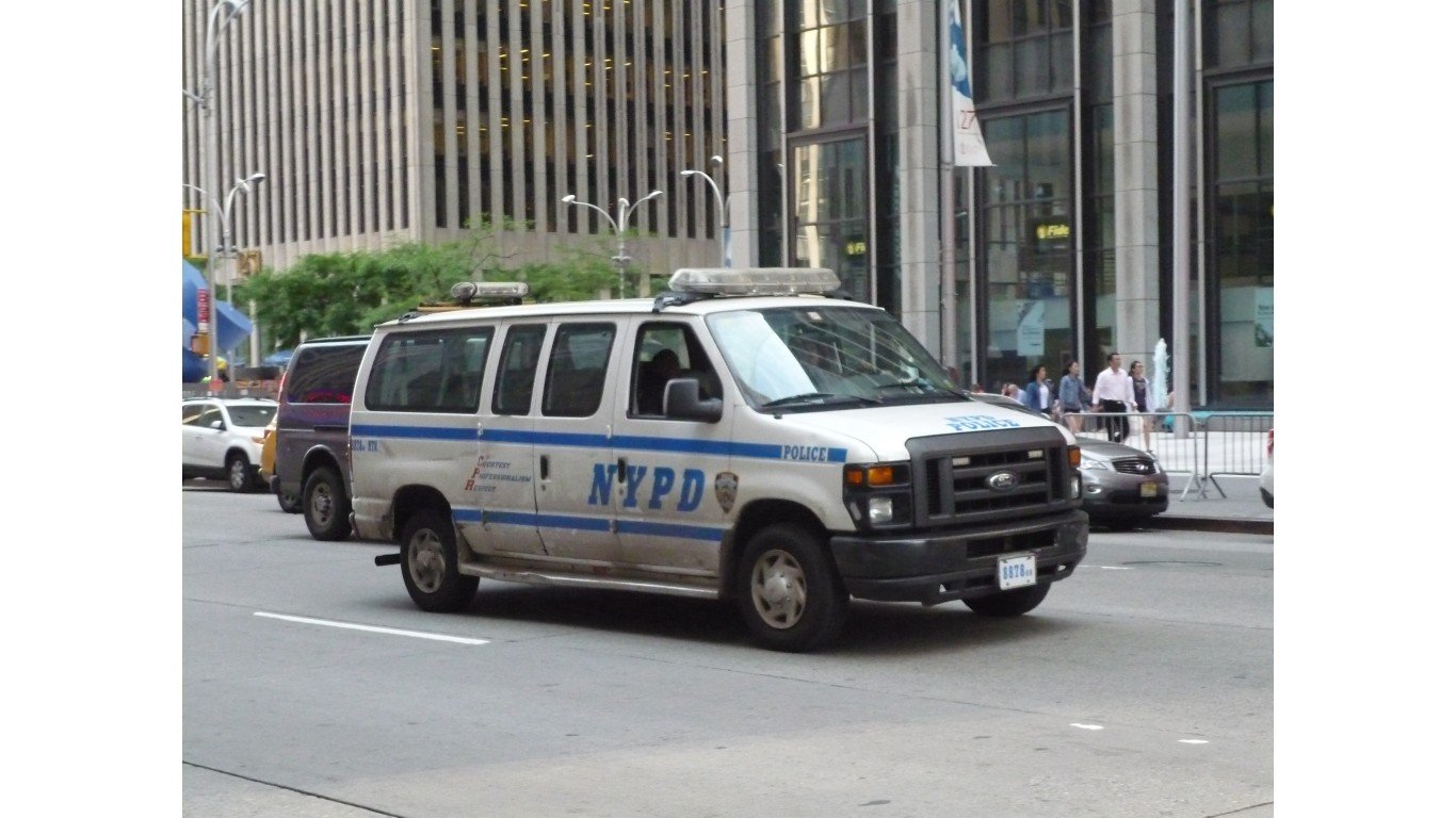 NYPD Ford E-Series by Jason Lawrence