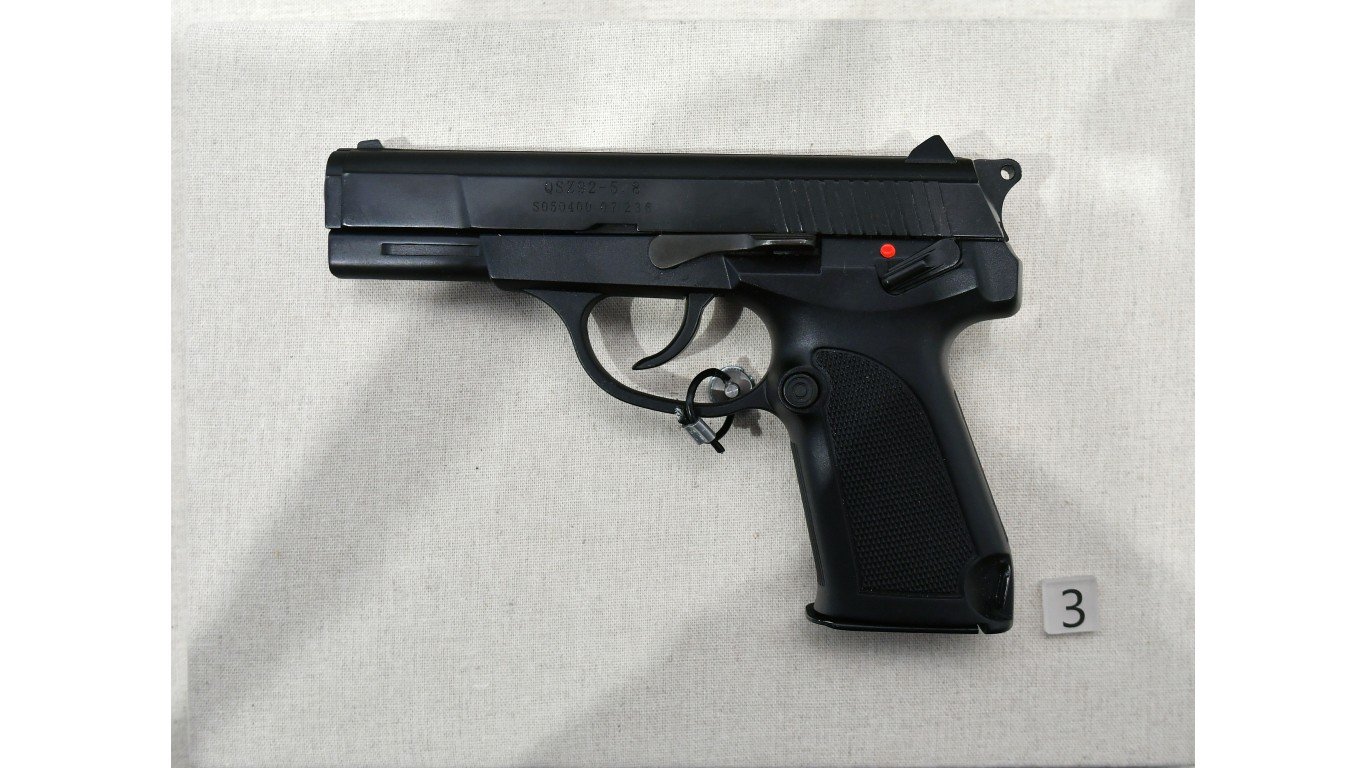 QSZ92 - 5.8mm Pistol by Tyg728
