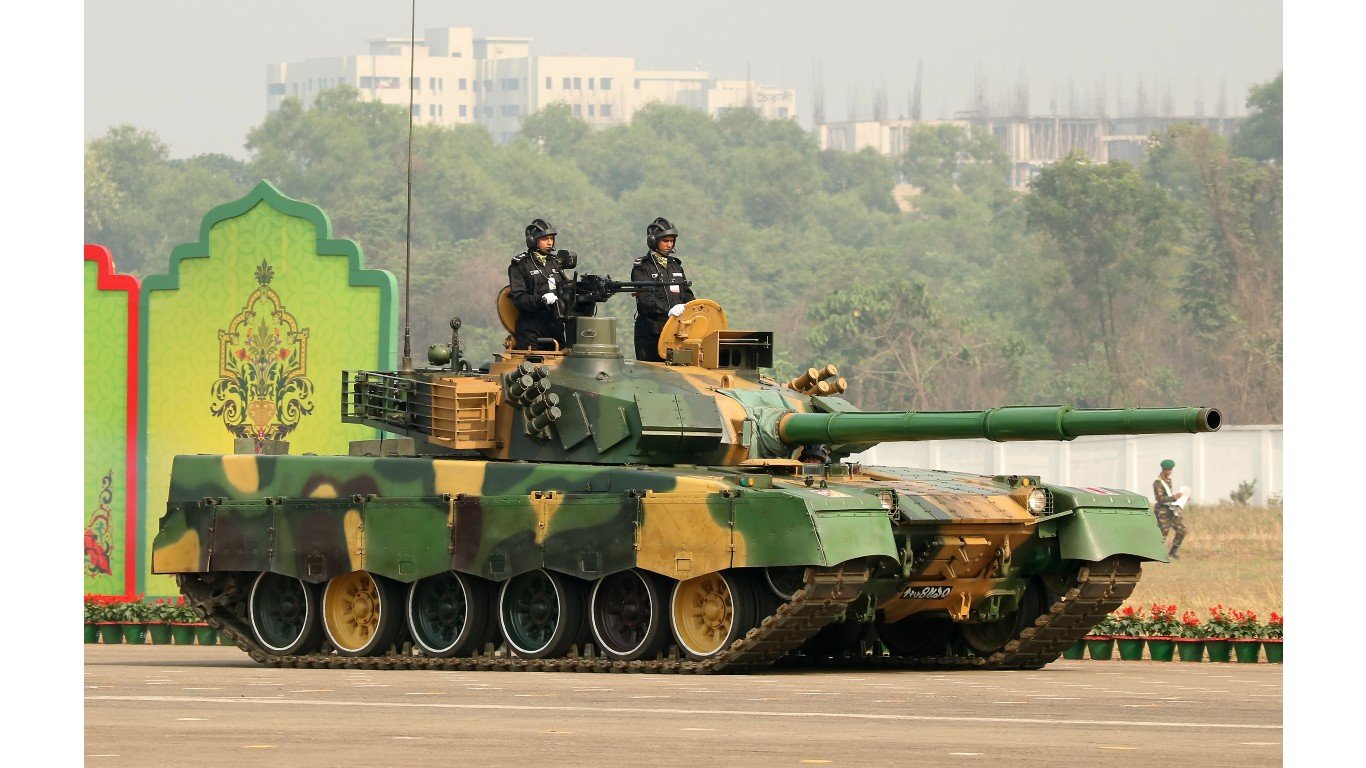 Bangladesh Army MBT2000 by Shadman Samee