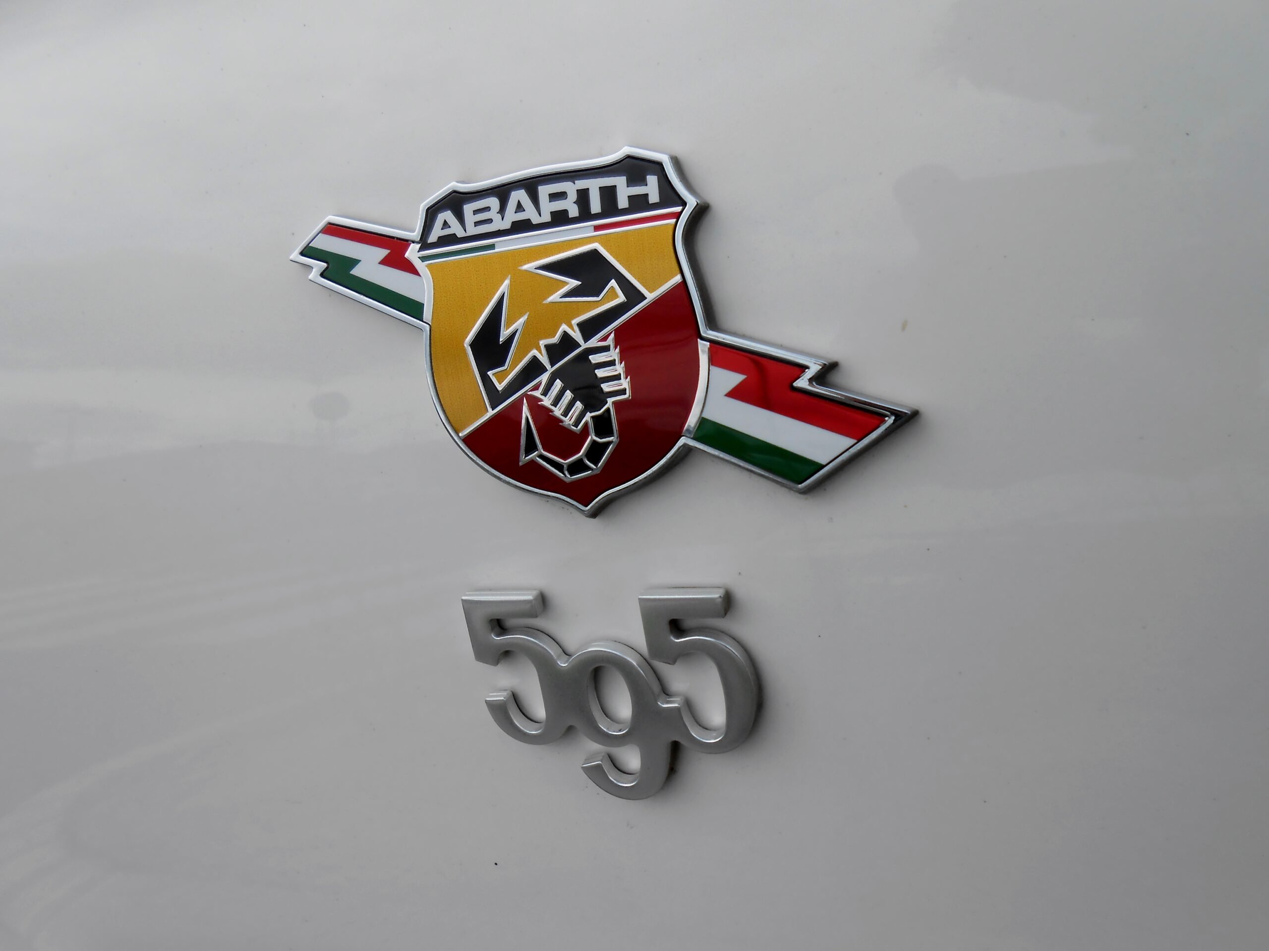 Abarth 595 logo by Handelsgeselschaft