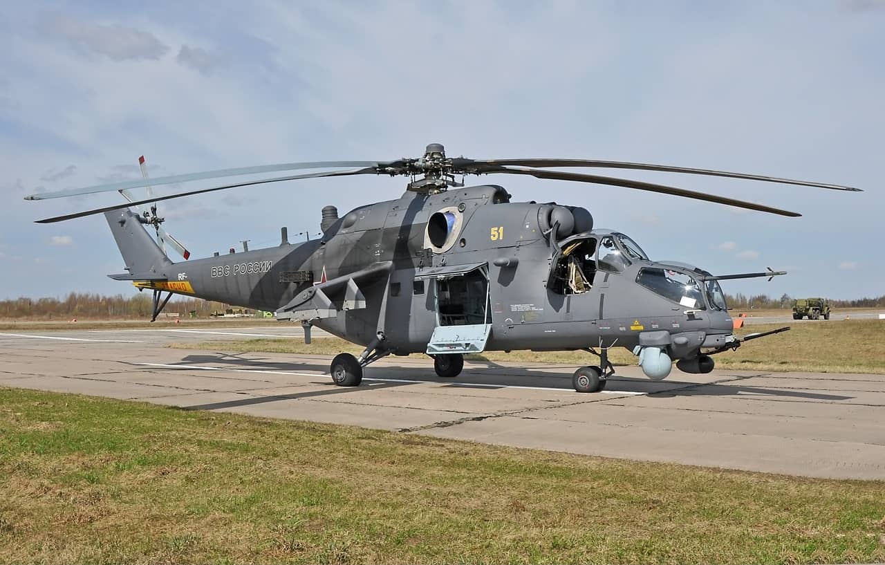 Mil Mi-35M by Yevgeny Volkov
