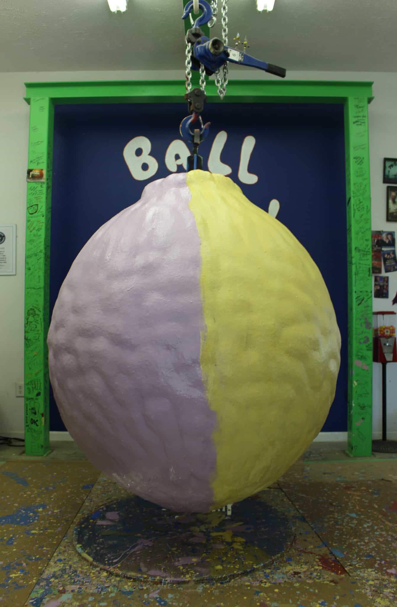 2015-09-06 Indiana Roadtrip- World's Largest Ball of Paint (34) by Steven Pierson