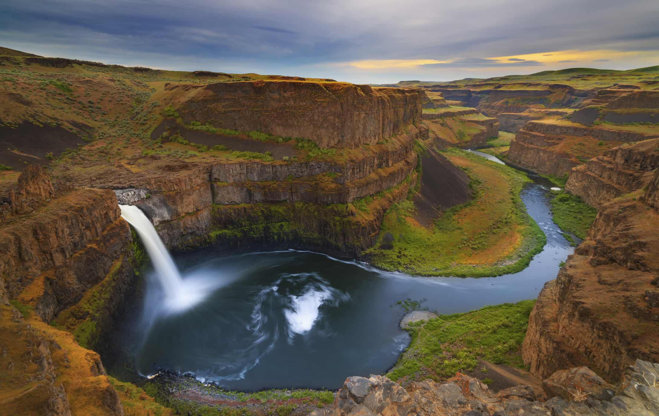 Palouse Falls in Spring
