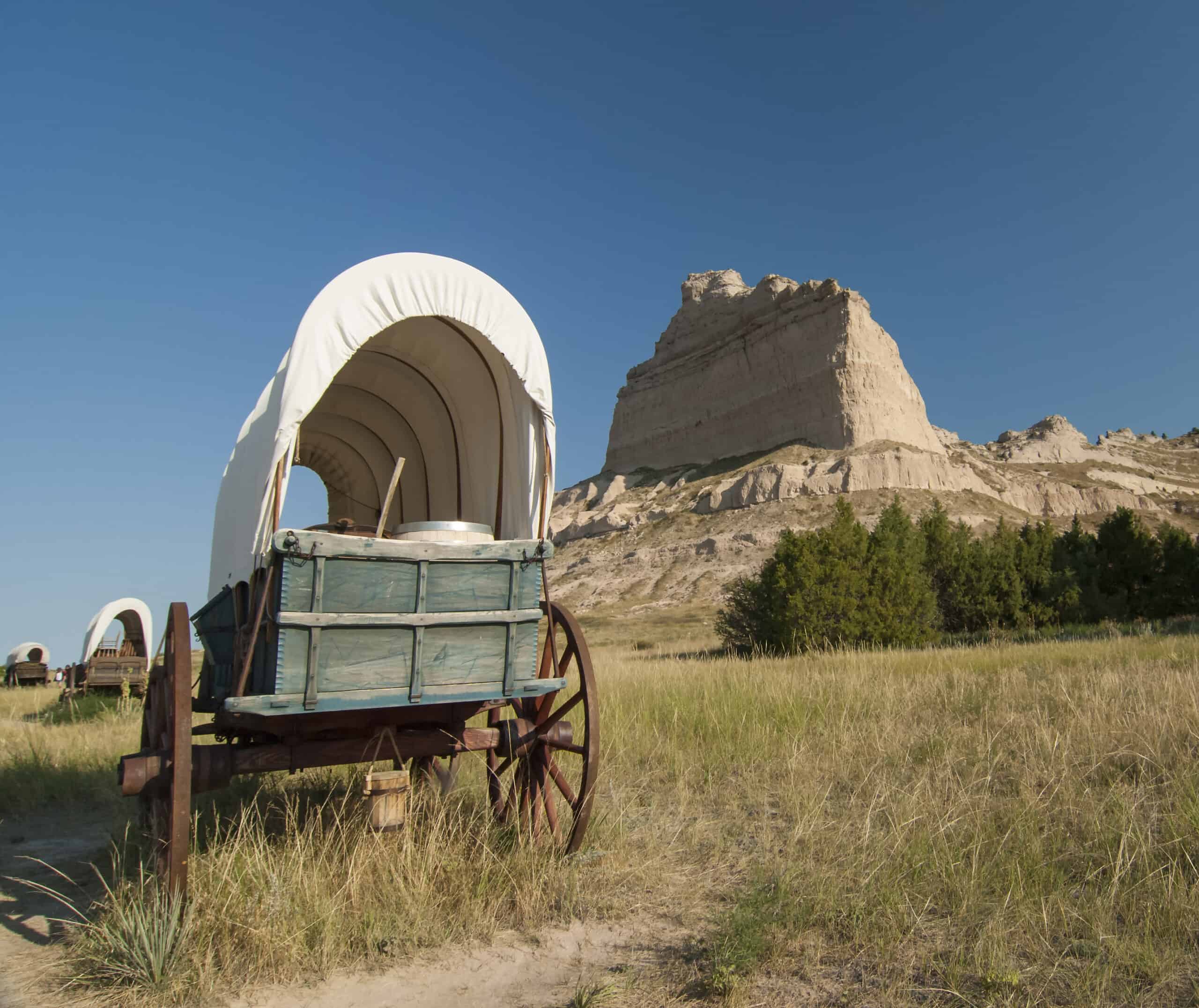 Covered Oregon Trail wagon exhibit at Scotts Bluff National Monument