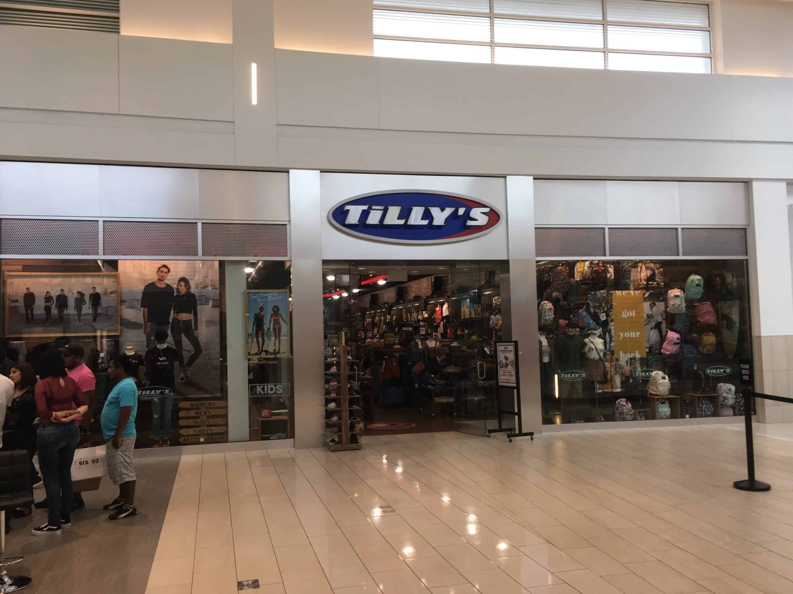 Tillys in The Florida Mall by Dough8472