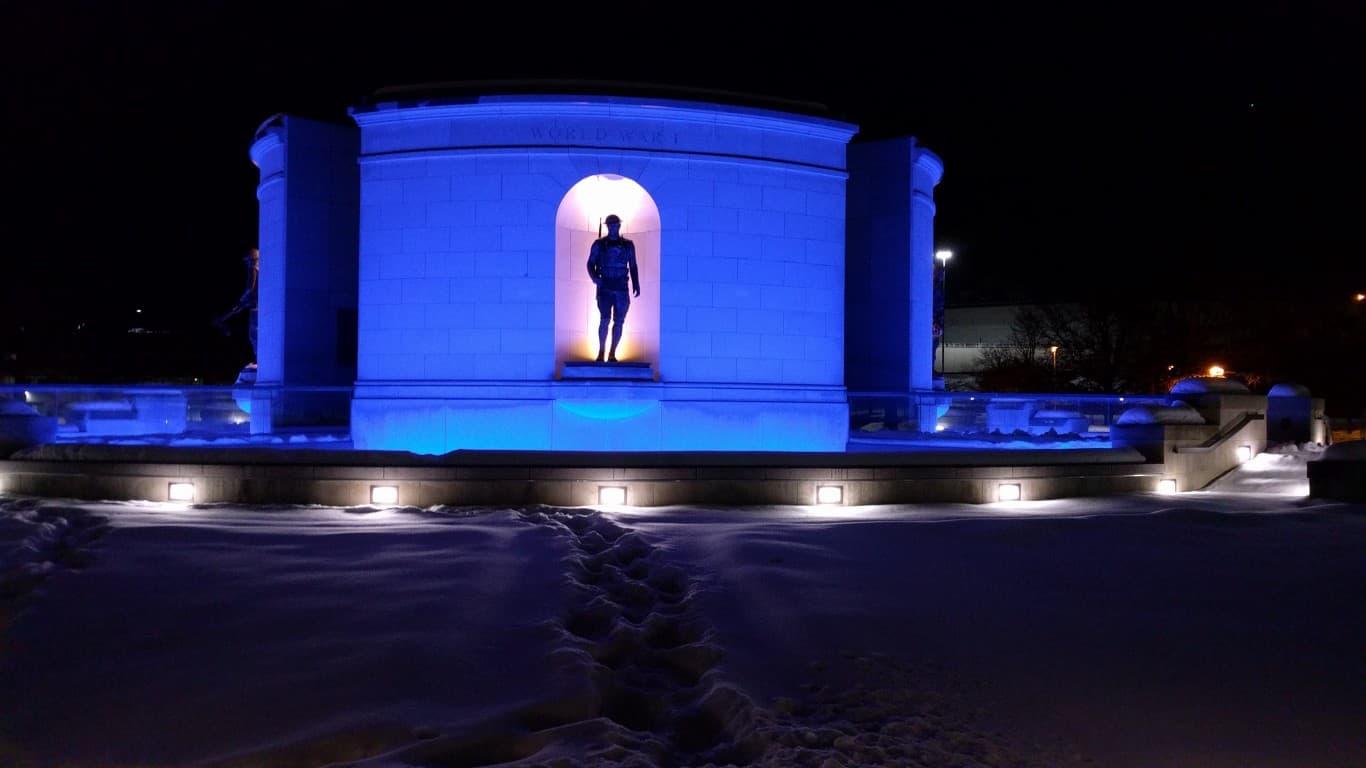 Veterans Memorial by Drew Tarvin