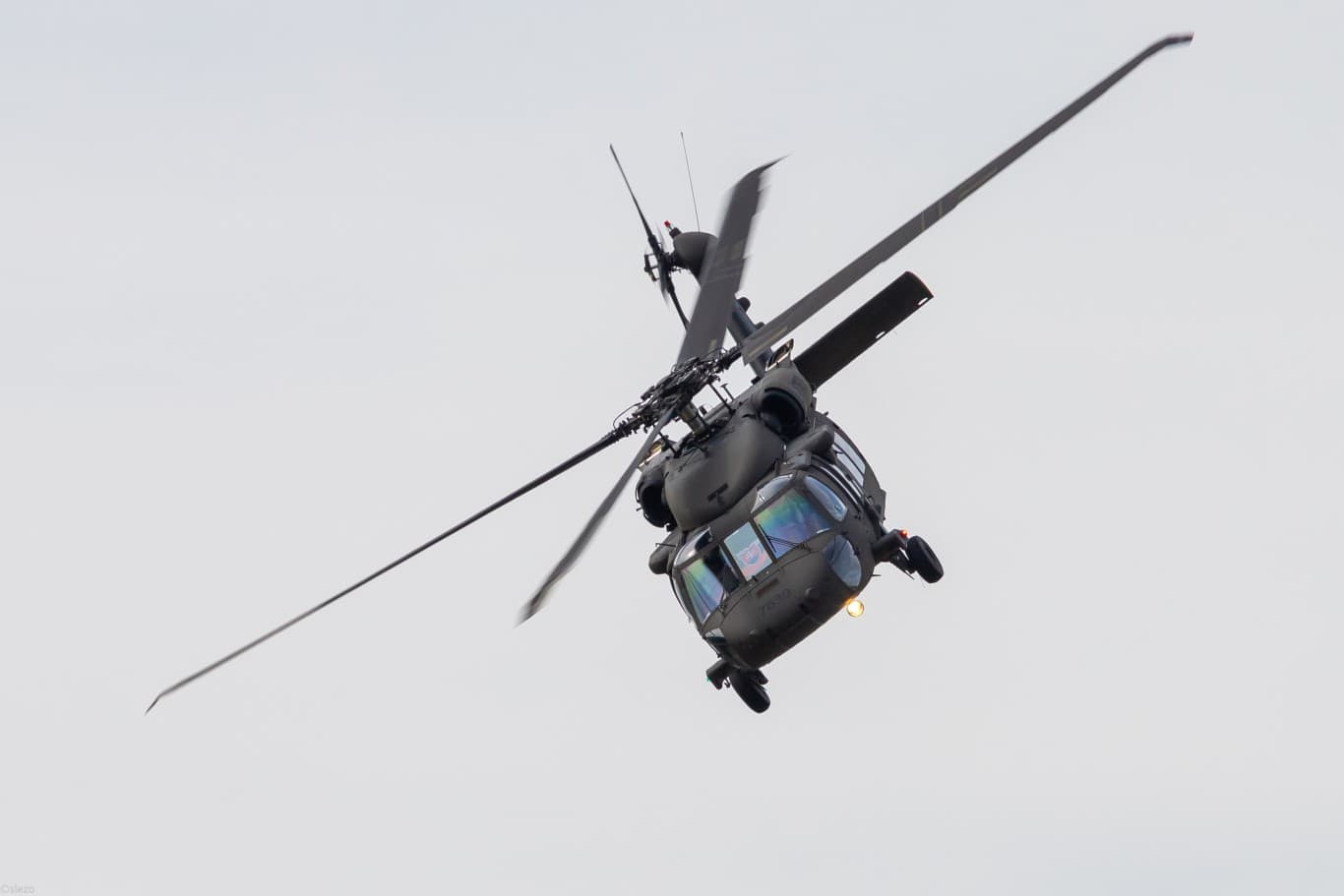 UH-60M Black Hawk by slezo