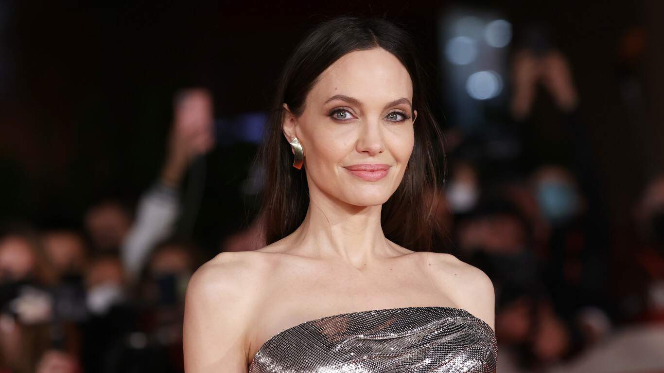 Angelina Jolie 2021 | Eternals" Red Carpet - 16th Rome Film Fest 2021