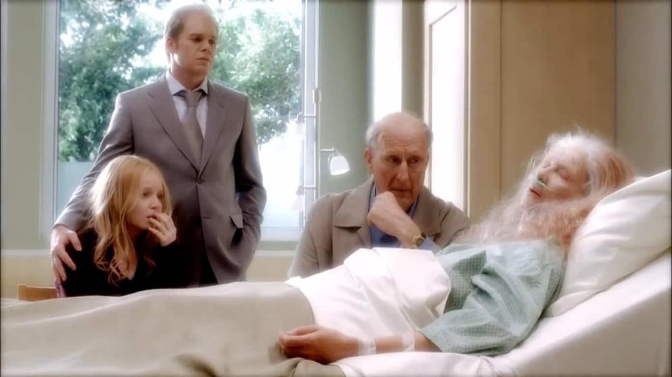 Six Feet Under, "Everyone's Waiting" | James Cromwell, Lauren Ambrose, Frances Conroy, and Michael C. Hall in Six Feet Under (2001)
