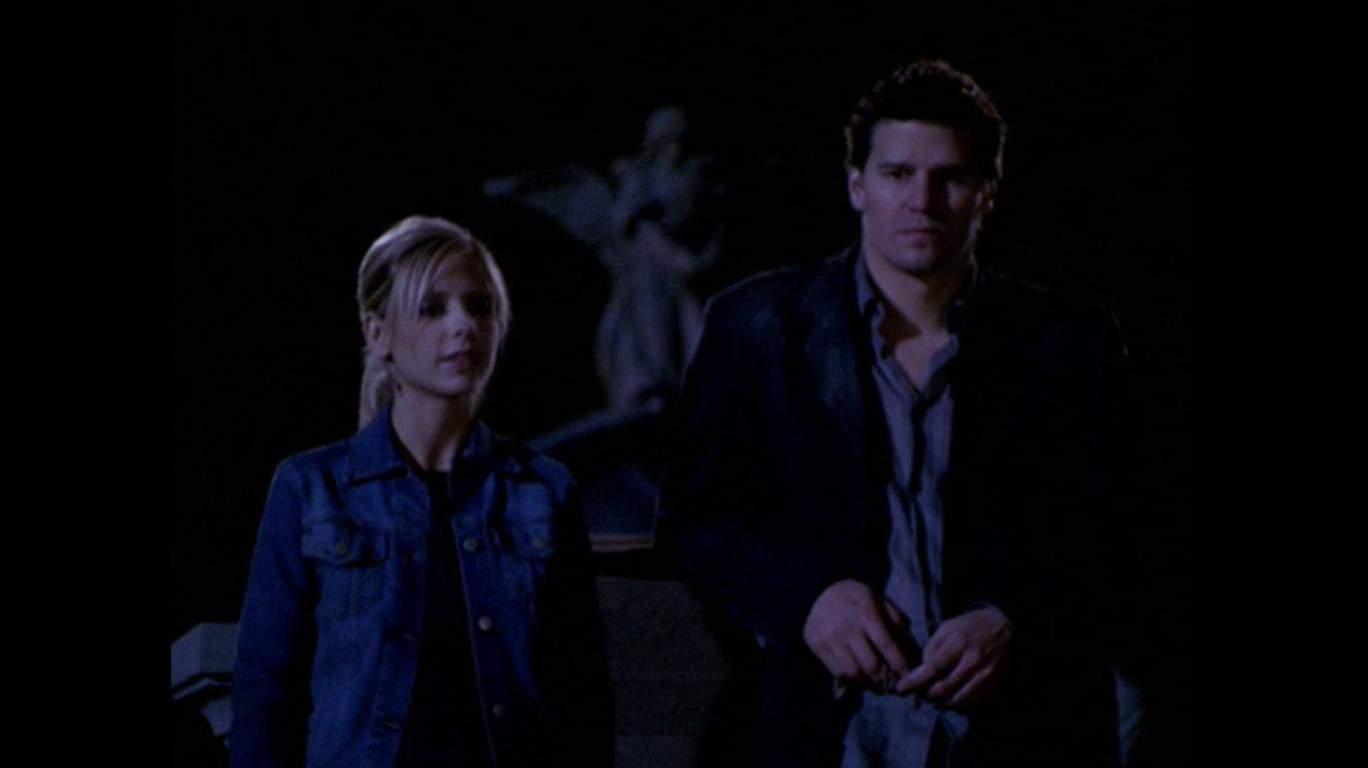 Buffy the Vampire Slayer, "Chosen" | Sarah Michelle Gellar and David Boreanaz in Buffy the Vampire Slayer (1997)