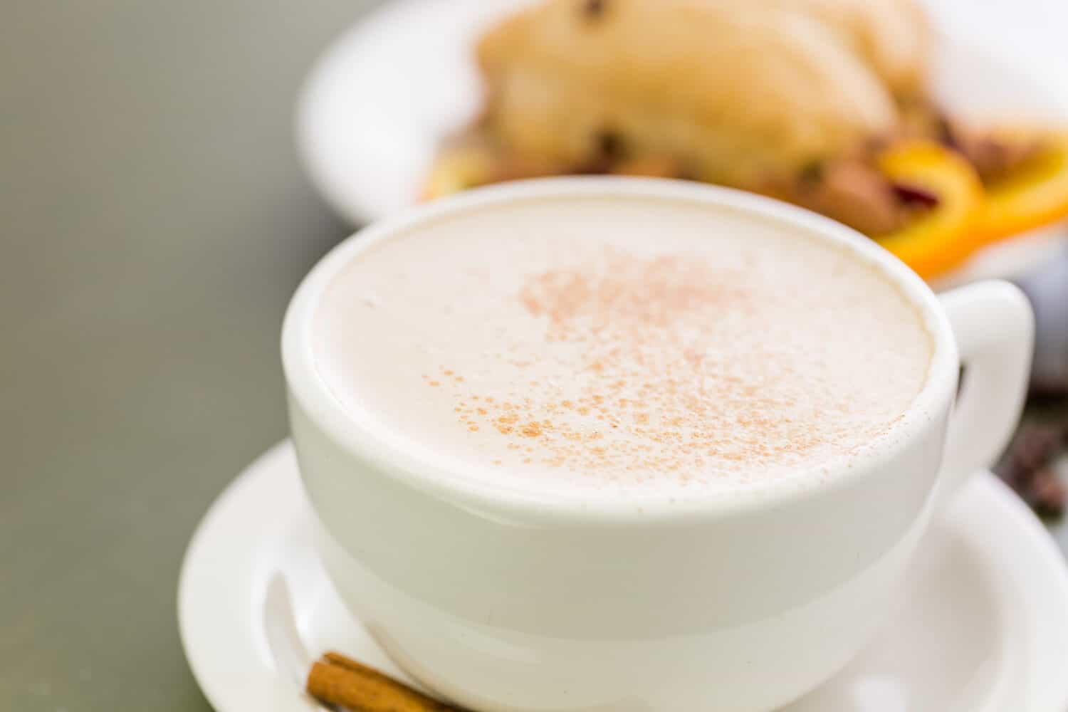 Chai tea latte with scone