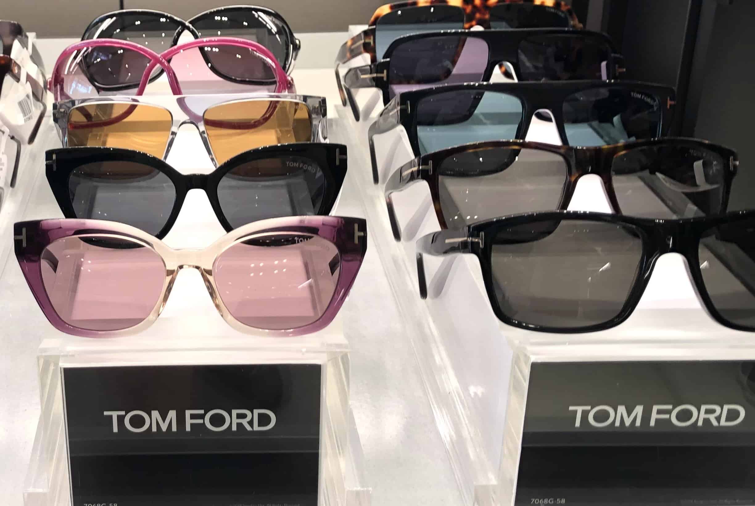 Sunglasses Man Tom Ford Bertrand FT1061 01B - price: €214.50 | Free  Shipping Ottica IT
