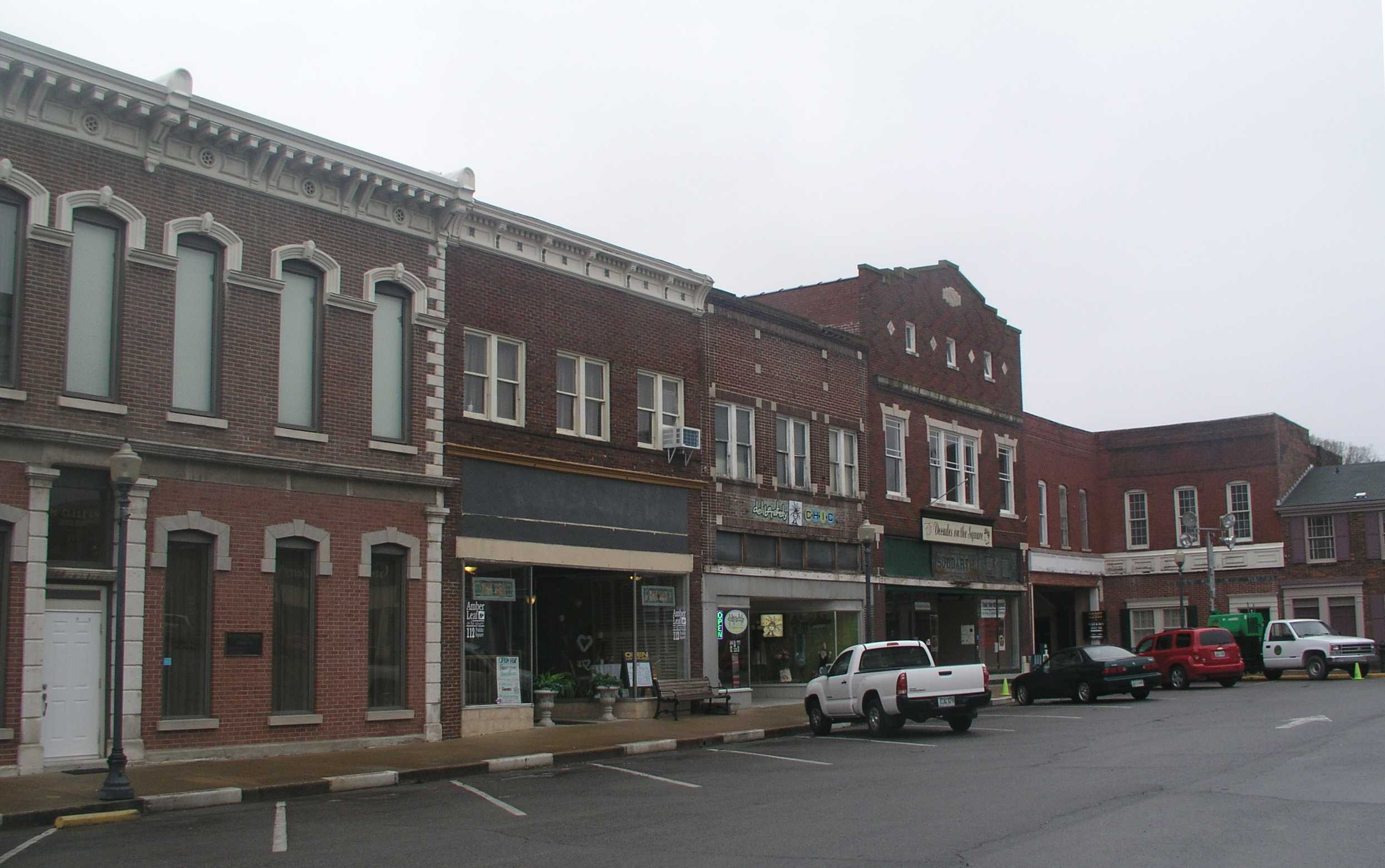 Gallatin Tennessee Town Square by Ichabod