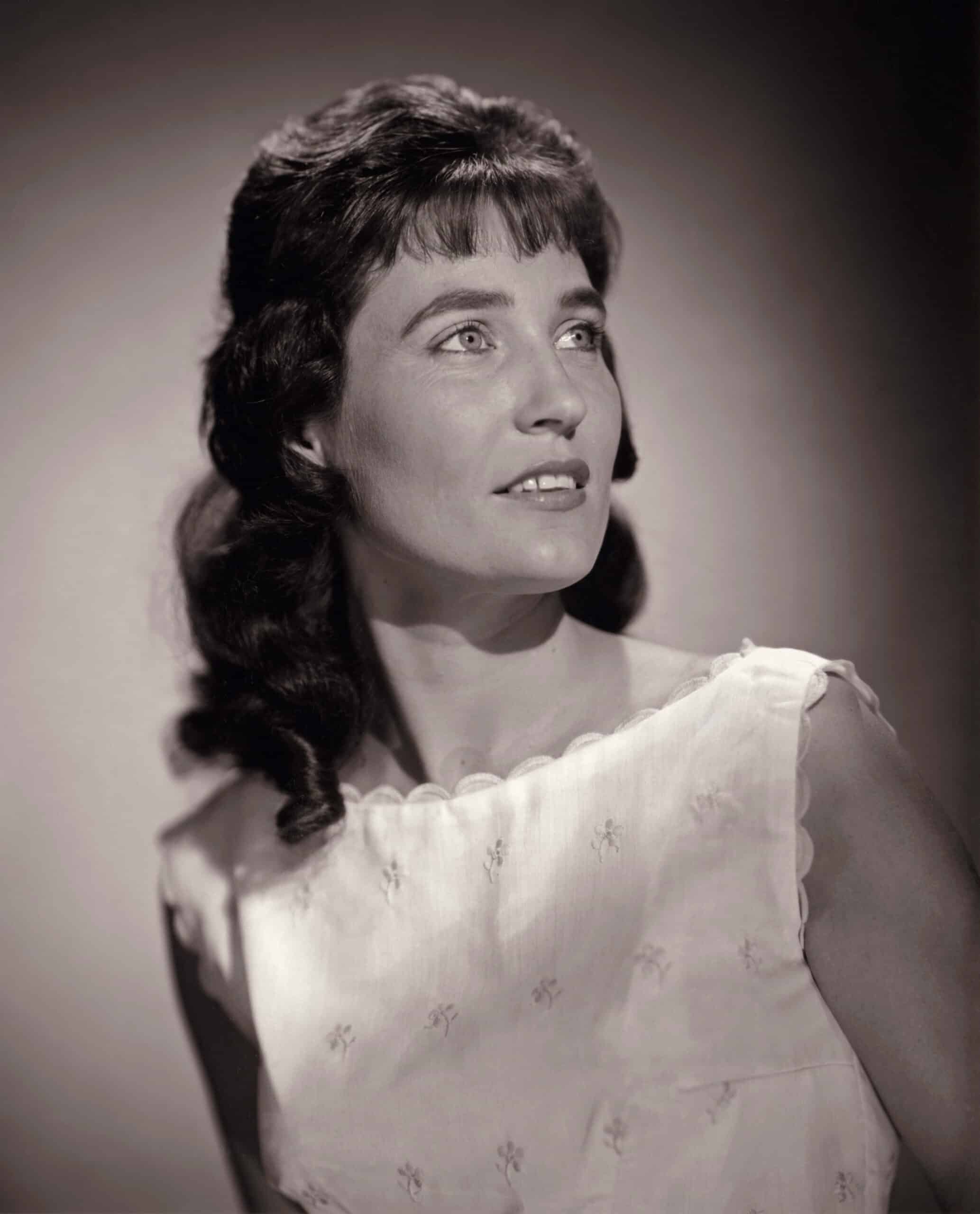 Loretta Lynn, circa 1962