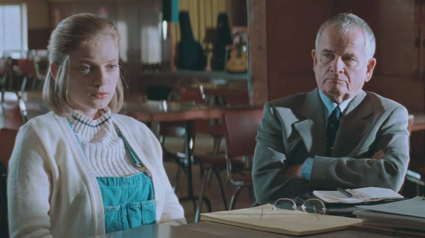 The Sweet Hereafter (1997) | Ian Holm and Sarah Polley in The Sweet Hereafter (1997)