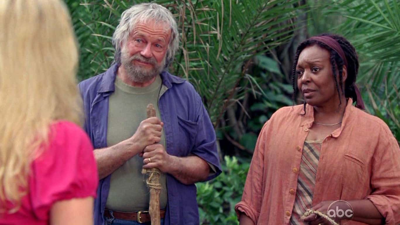 The Incident: Part 1 (Season 5, Episode 16) | Sam Anderson and L. Scott Caldwell in Lost (2004)