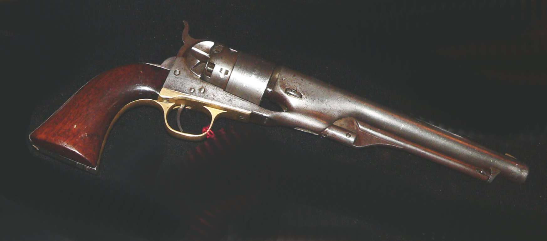 Colt-arme... by Rama