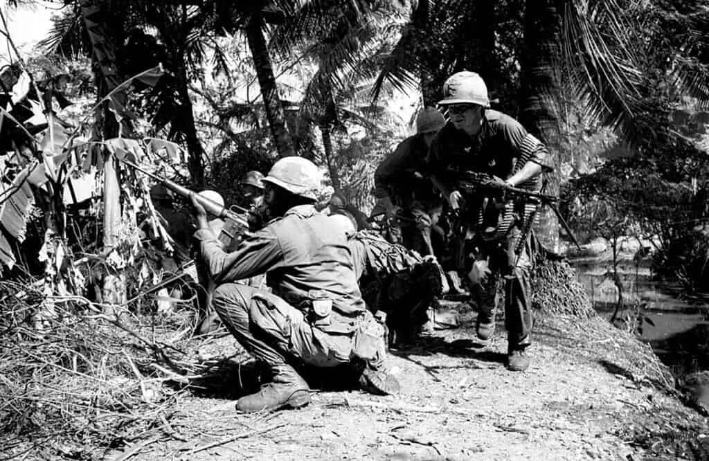 vietnam+war+sniper | VIETNAM WAR U.S. SOLDIERS SNIPER