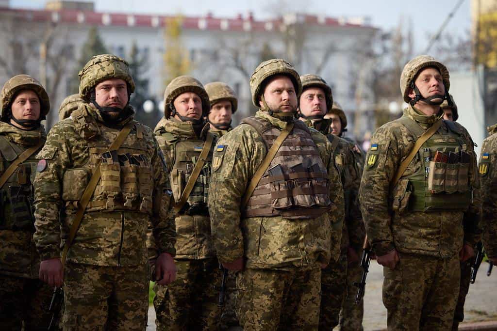 Ukraine | Volodymyr Zelenskyy took part in hoisting the State Flag of Ukraine in liberated Kherson.