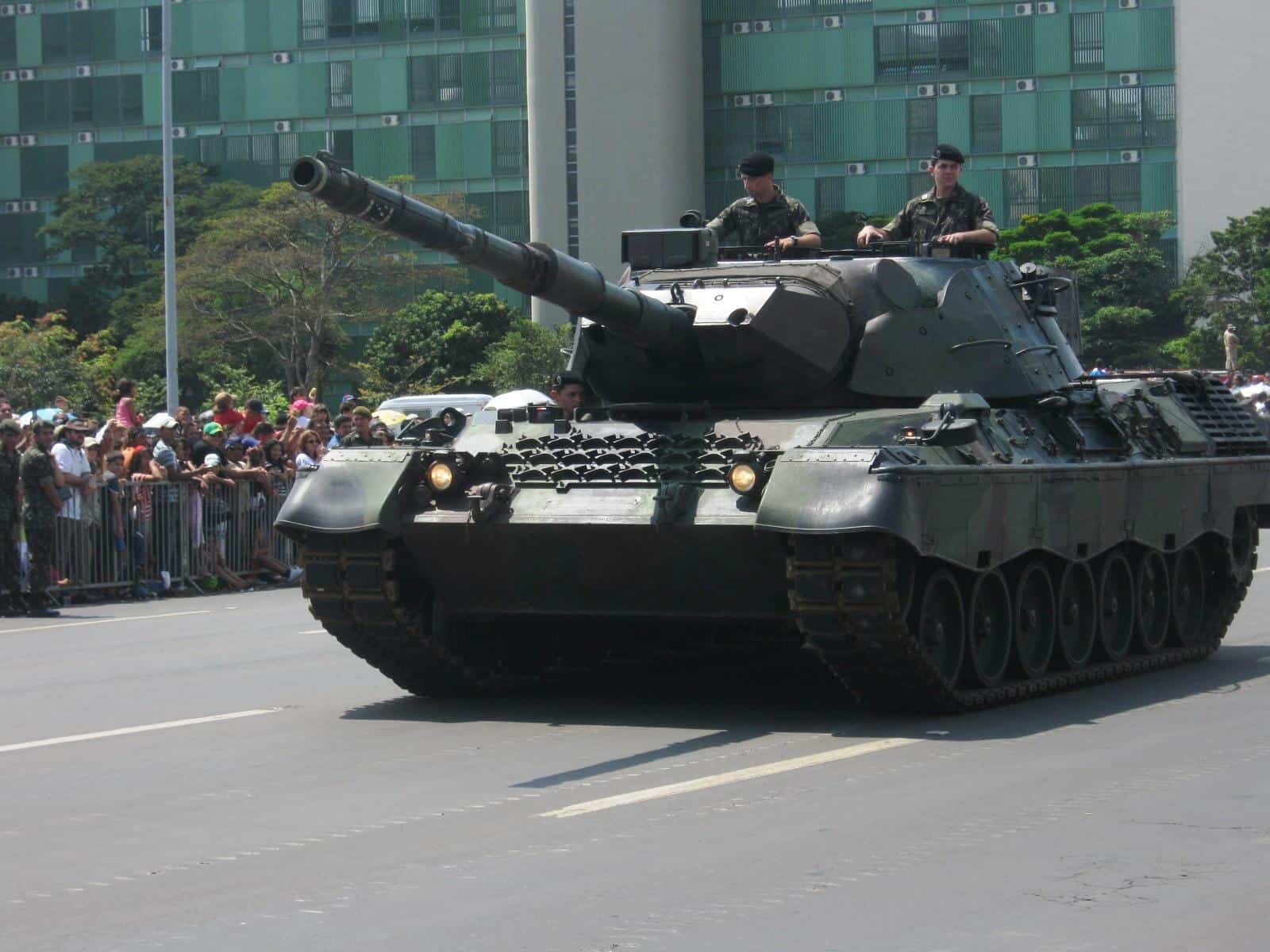 Brazilian Leopard 1 tank by Jorge Andrade from Rio de Janeiro, Brazil