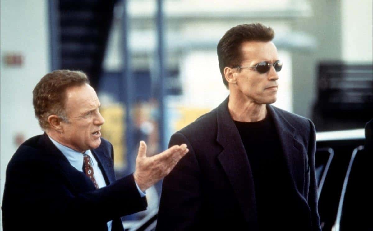 Eraser (1996) | Arnold Schwarzenegger and James Caan in Eraser (1996)