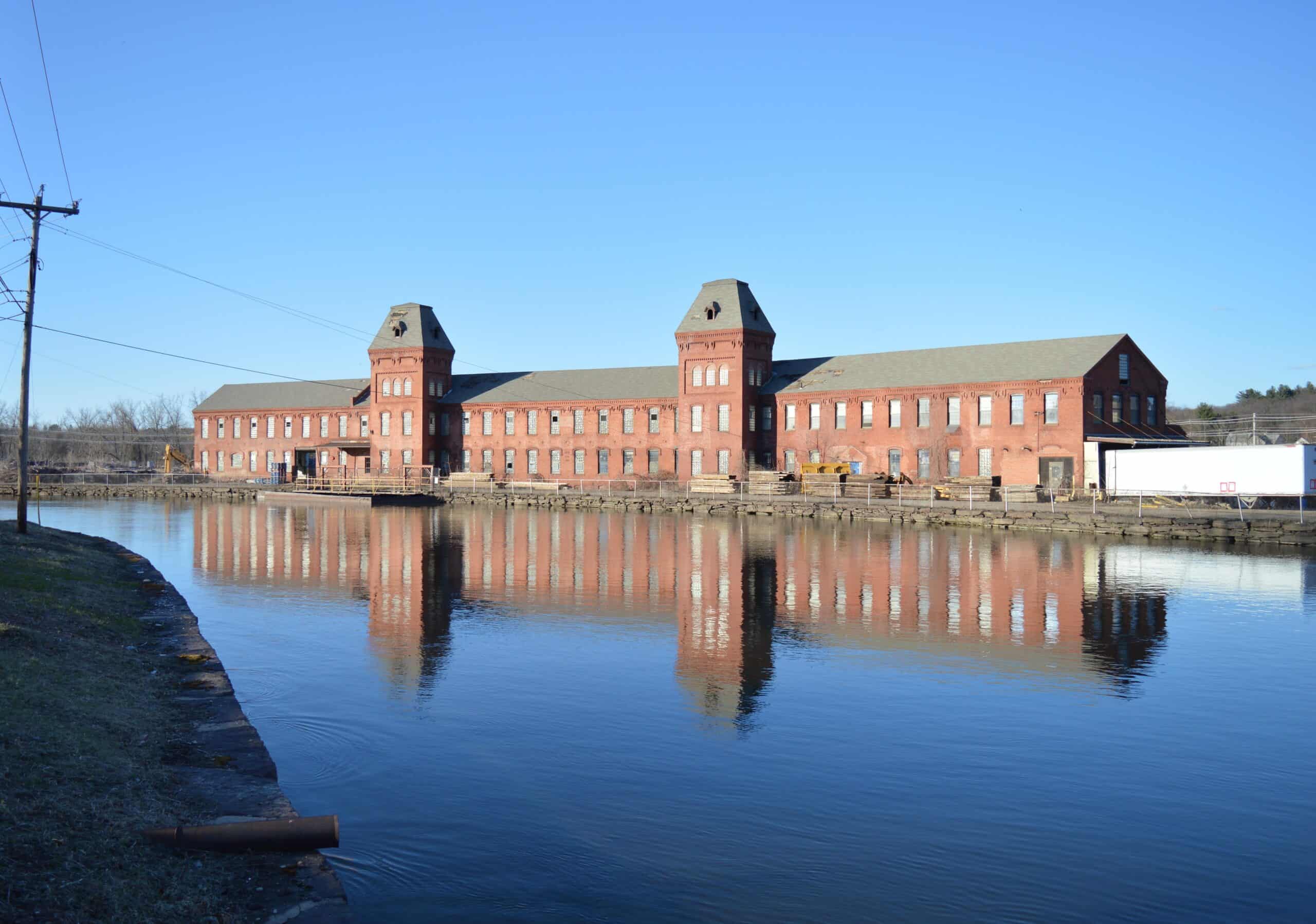 Holyoke, Massachusetts | File:Albion Paper Mill.jpg
