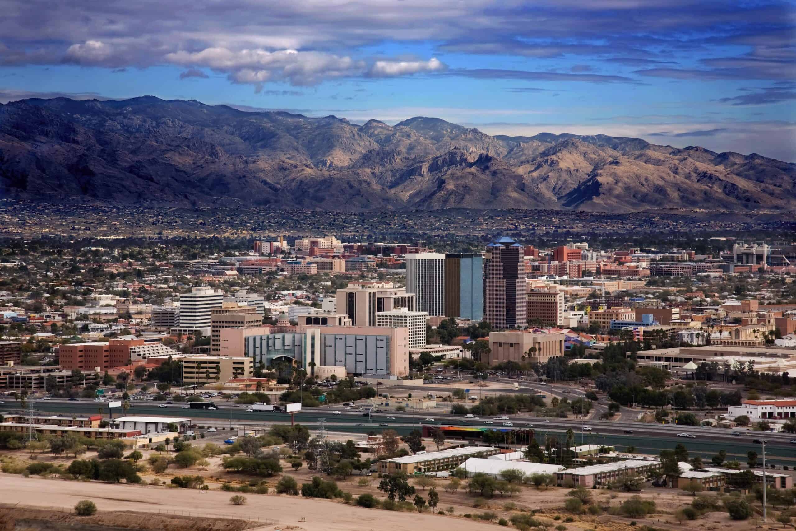 Tucson County Arizona | Scenic view of Tucson Arizona with mountains