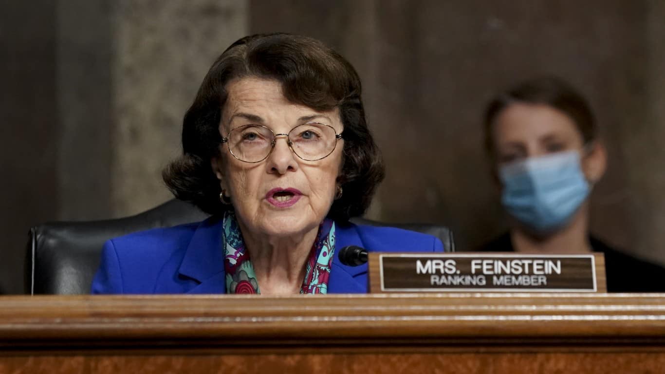 Dianne Feinstein | James Comey testifies before the Senate Judiciary Committee