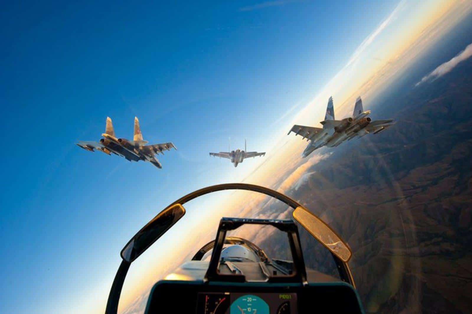 Venezuela+Sukhoi | Photo by Sergio j. Padrón from the backseat of a Venezuelan Air Force Sukhoi Su-30MkII flying the slot position of a four-ship formation.