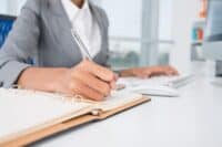 Executive secretaries and executive administrative assistants workers | Making necessary notes